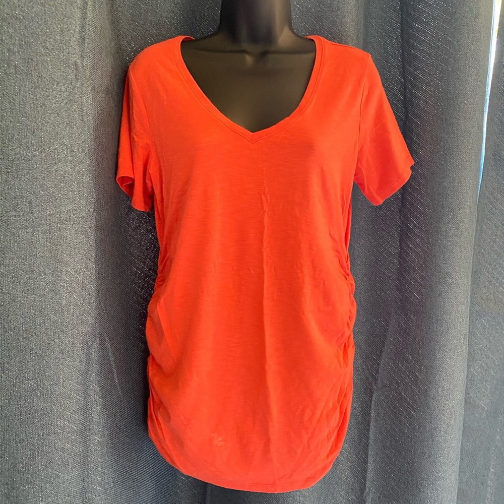 A Pea In the Pod Maternity T-shirt